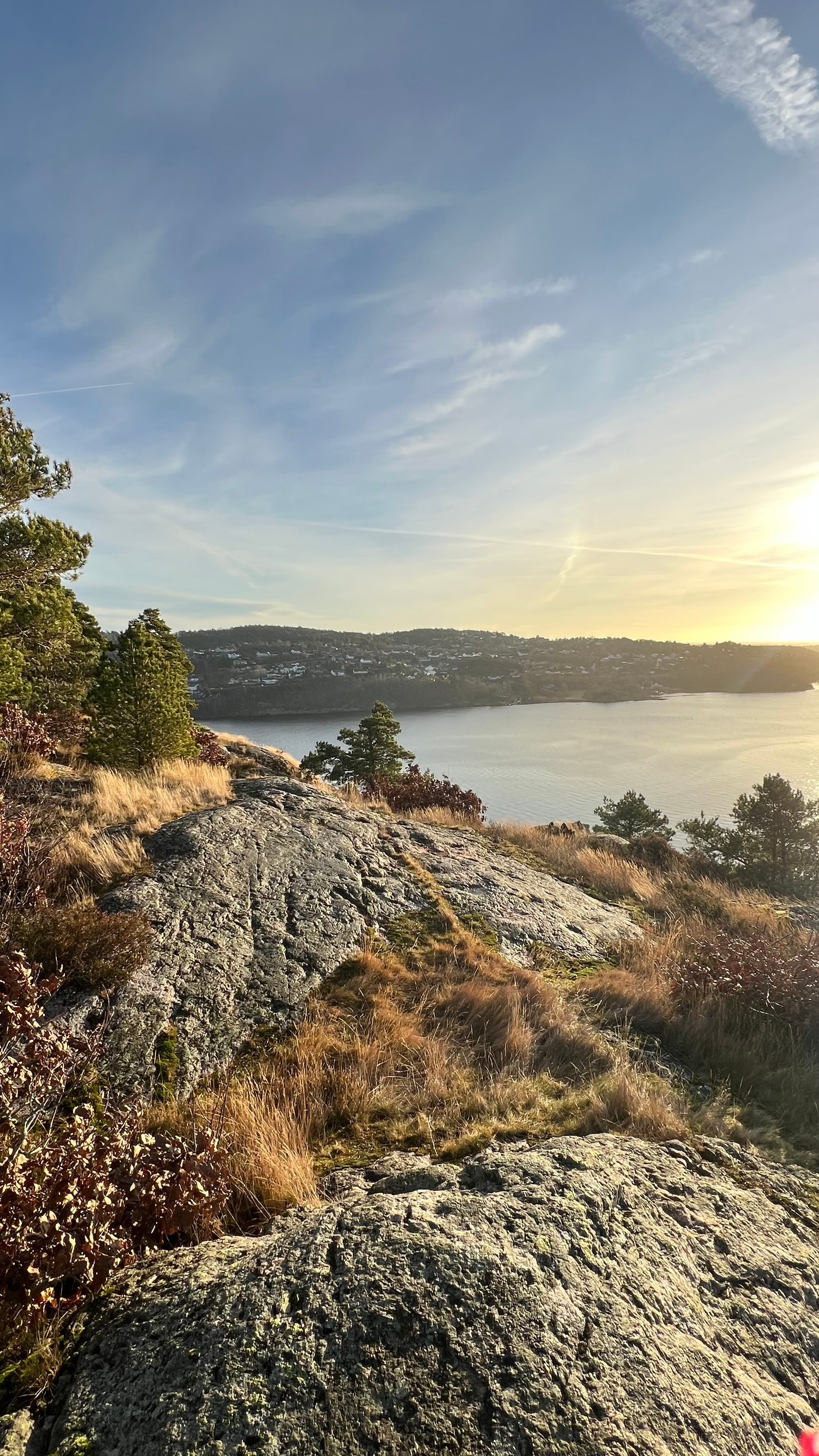 Fjordblick bei Sonnenuntergang, Norwegen